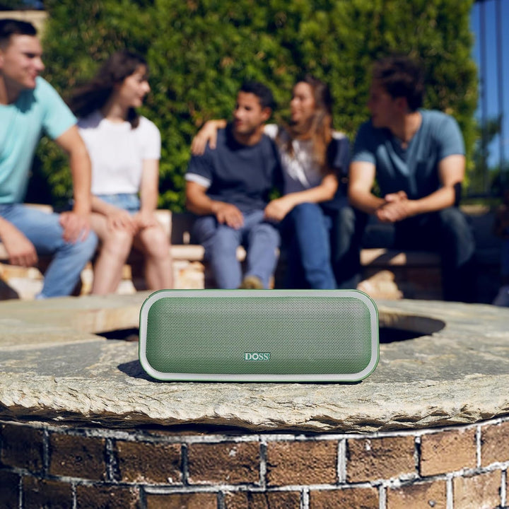 DOSS SoundBox Pro+ Bluetooth Lautsprecher mit IPX6 Wasserdicht, 24W Dualen Bass-Treibern, Stereo-Pai