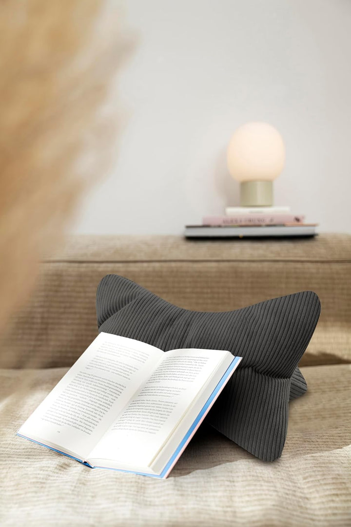 MAGMA Leseknochen INGA, Cord Look, Farbe anthrazit, 42cm x 22cm, ergonomische Form für Nacken- oder