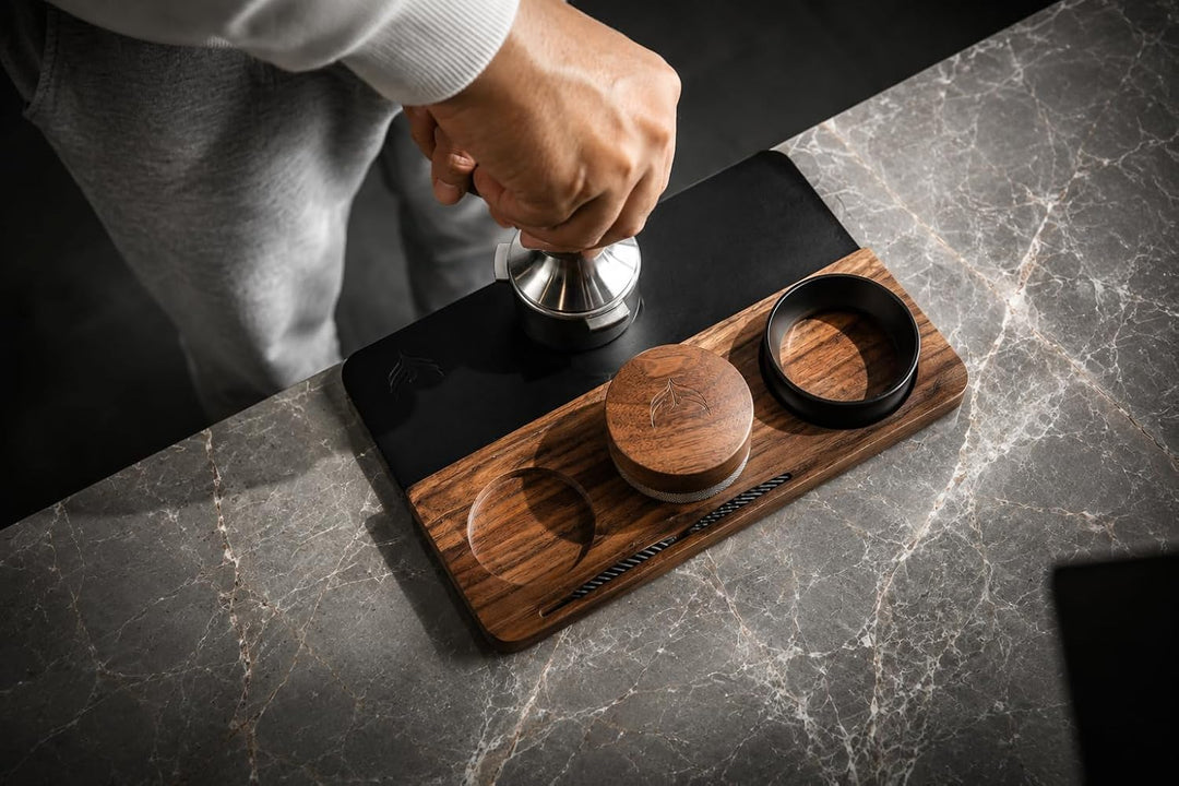 58mm Tampermatte Walnuss und Leder – Espresso Tamping Matte für Siebträgermaschine Barista Organizer