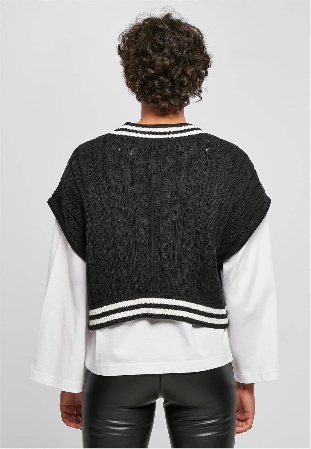 Urban Classics Ladies Cropped Knit College Slipover, stylischer Strickpullunder für Damen im College