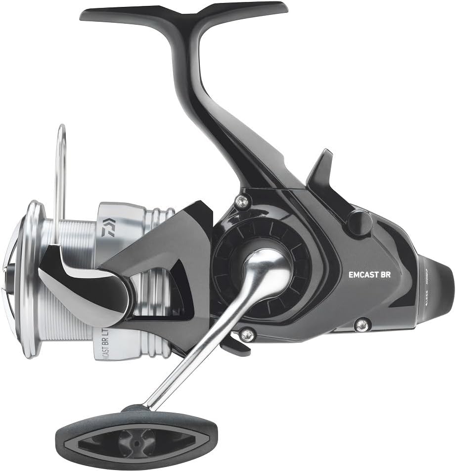 DAIWA 24 Emcast BR LT Bite n´Run Allround Spinnangelrolle 4000C, 4000C