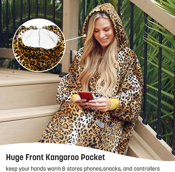 Extra Lange Sherpa Hoodie Decke Ghepard, Flauschige Übergrosse Kuscheldecke mit Ärmeln und Kapuze, W