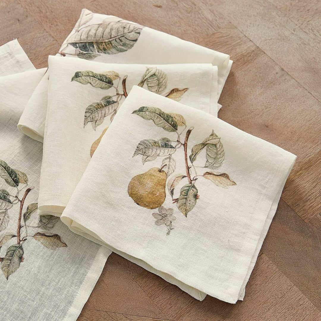 LOBERON® Serviette 4er Set Tupisa, zarter Birnen-Print, Landhaus-Stil, wiederverwendbar, Tischdeko,