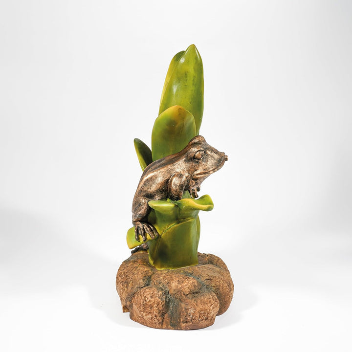 Esotec Wasserspeier-Figuren Frosch sitzend auf Blätter | Einzelfigur Teichfigur Gartenstatue Gartenf