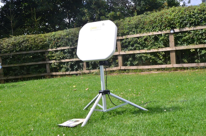 Falcon QuickSAT QS65 Deluxe, tragbares Satelliten-TV-System für Wohnwagen und Wohnmobile (DELUXE, QS