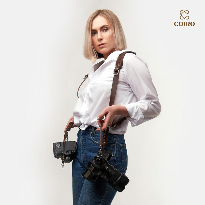C Coiro Kamera-Zubehör Slim Dual Harness Zwei Kameras - Schulterriemen aus Leder, Braun, Einstellbar
