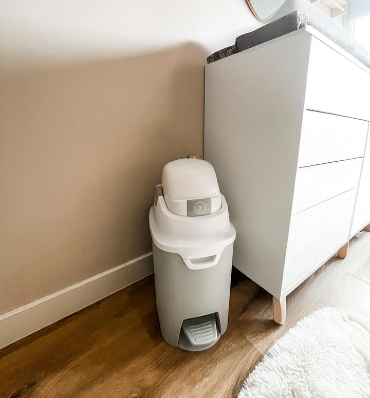 DIAPER CHAMP ONE Standard Handsfree mit Pedal - Windeleimer - geruchsdicht - berührungslose Bedienun