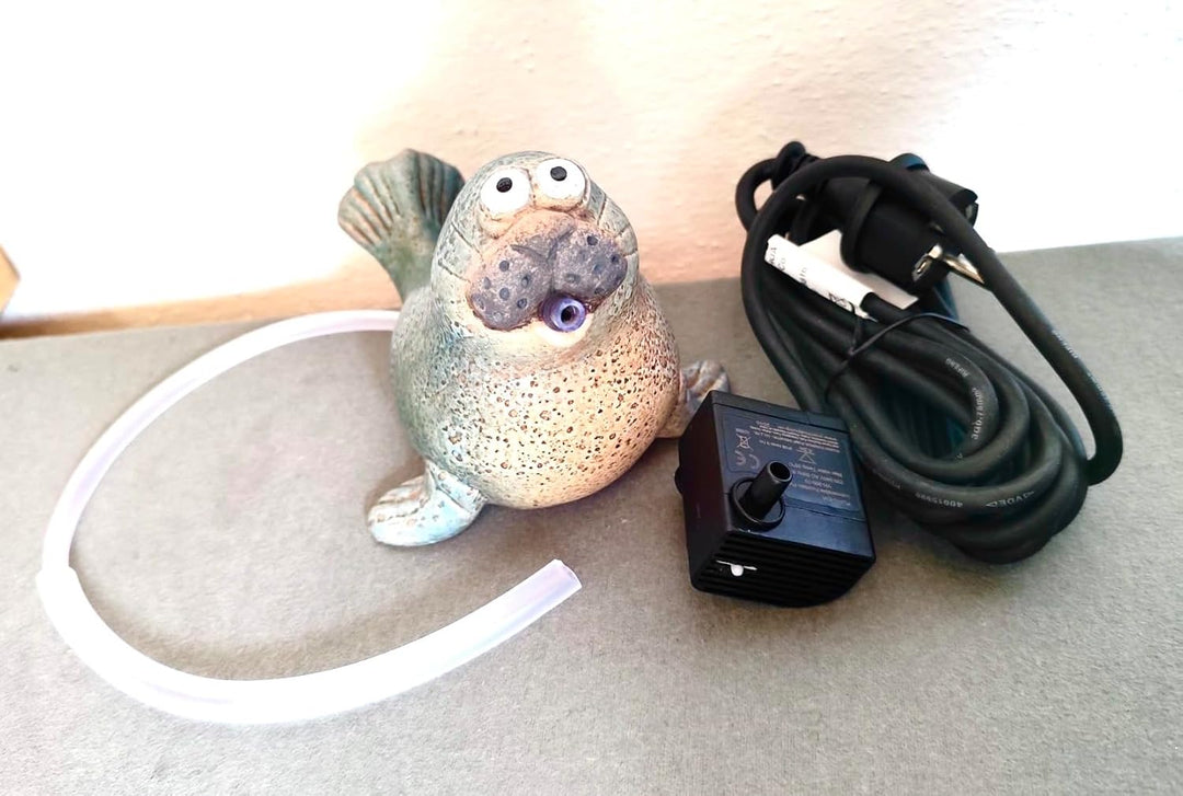 Wasserspeier Seelöwe Tim mit Pumpe, Standard 1.0, Standard 1.0