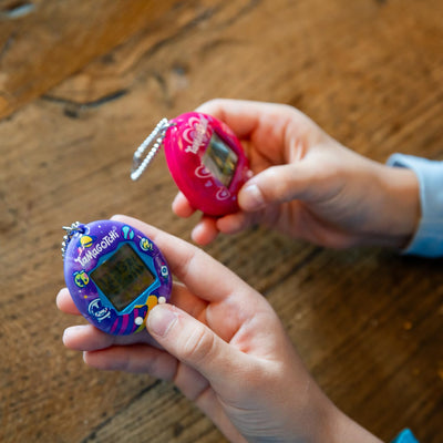 Bandai - Tamagotchi - Tamagotchi original - Tama Universe - virtuelles elektronisches Haustier - 429