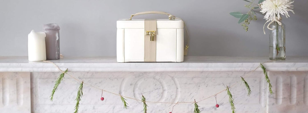 Dulwich Designs Schmuckkästchen aus Leder, cremefarben / Nerzfarben