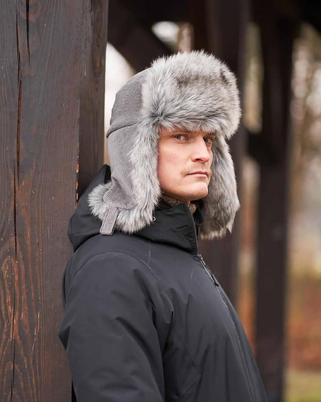 Futrzane Trappermütze aus Cord - Ushanka Herren - Fell Mütze mit Ohrenklappen S Grau - Silber Siberi