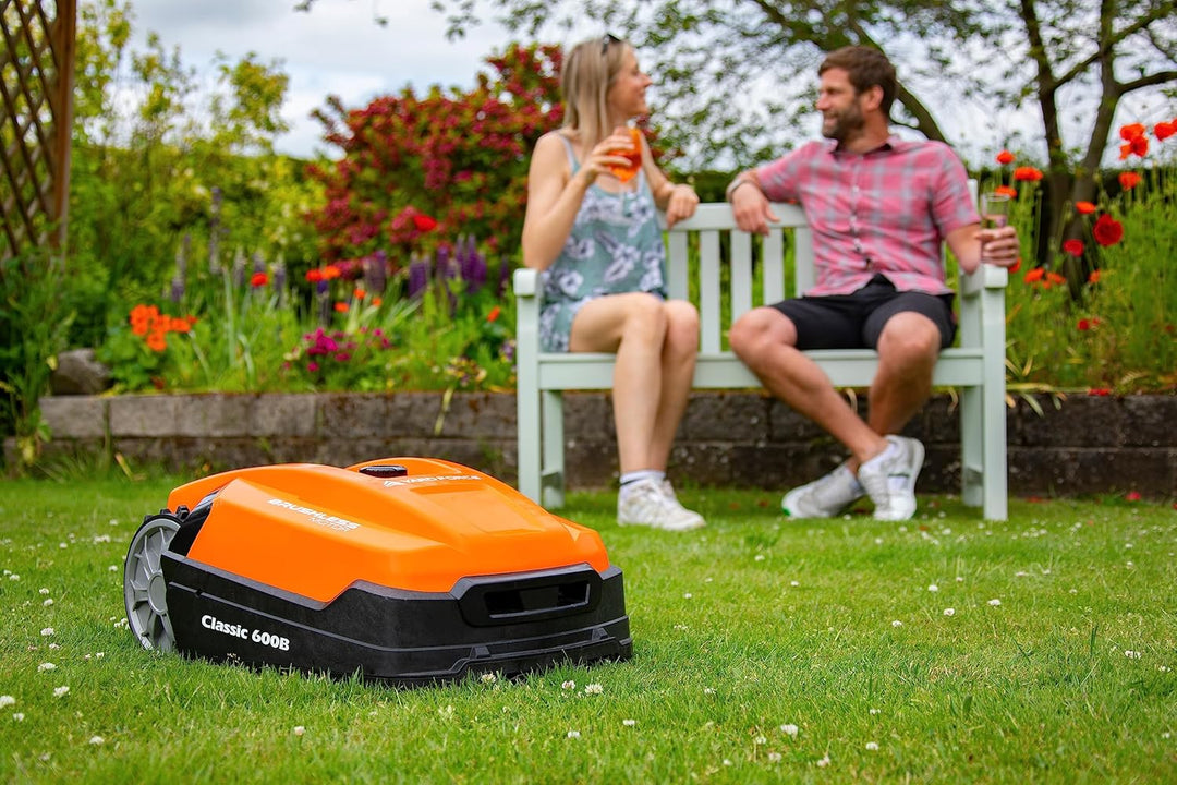 Yard Force Classic 600B, Mähroboter bis 600 qm Rasenfläche, bürstenloser Motor, einfache Bedienung,