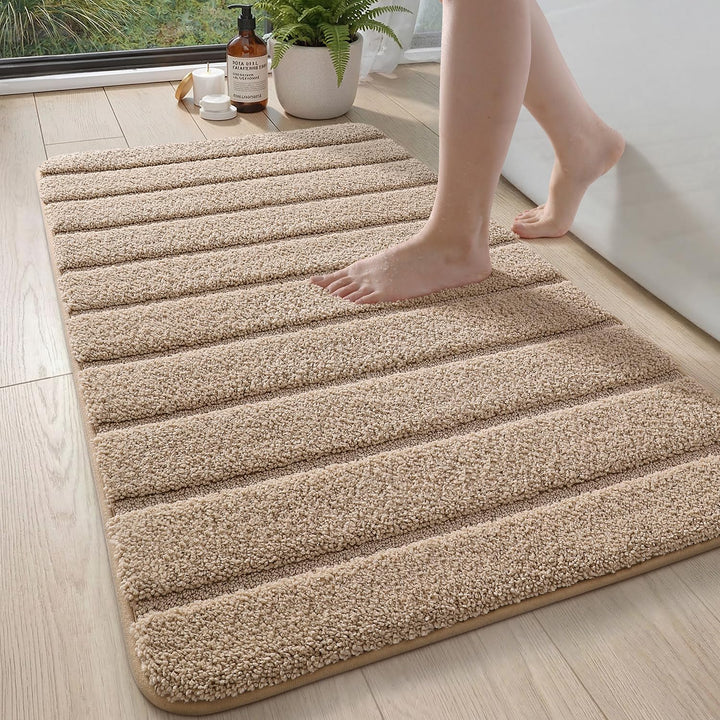 DEXI Badematte rutschfest 60 x 110 cm, Weich Badezimmerteppich Saugfähige Badteppich Waschbar Badvor
