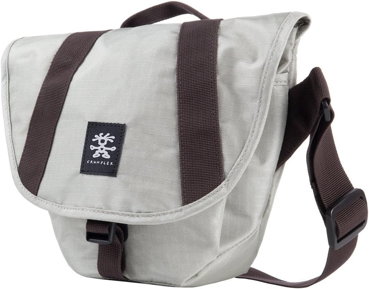 Crumpler LD2500-012 Light Delight 2500 Tasche für DSLR-Kamera 2500 Silber, 2500 Silber