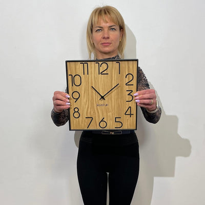 FLEXISTYLE Holzwanduhr Wood Square Holz Eiche 30cm Durchmesser holzoptik ohne tickgeräusche