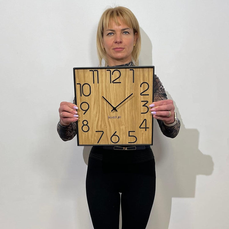 FLEXISTYLE Holzwanduhr Wood Square Holz Eiche 30cm Durchmesser holzoptik ohne tickgeräusche