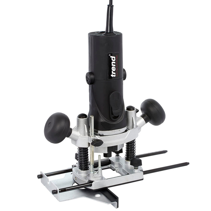 Trend 850 W 8 mm Router mit variabler Geschwindigkeit 230 V EU, 35 mm Eintauchtiefe, eingebaute Absc