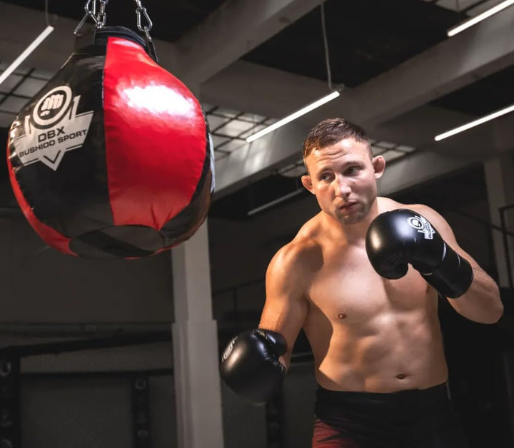 DBX Bushido Boxbirne Hängend mit Gummigranulat