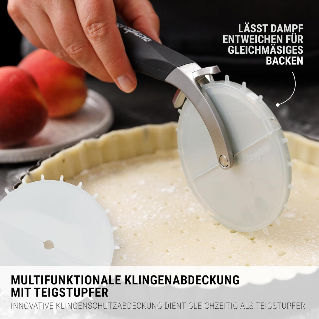 Microplane Professional XL Pizza‑Cutter Wheel mit Teig‑Docker | Extra‑scharfes Edelstahl‑Rad 10cm Pr