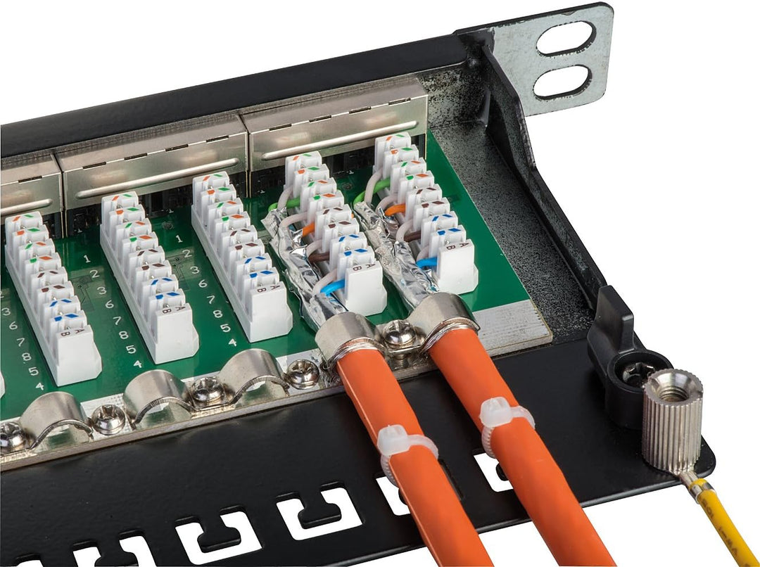 LINDY 25884 Cat.6A Patchpanel 24p STP (Klasse EA) 10GE, 1/2 HE Schwarz
