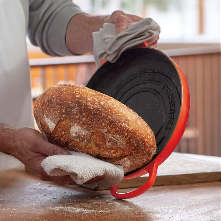 Le Creuset Emaillierter Gusseisen Brotofen, Baiser, Baiser