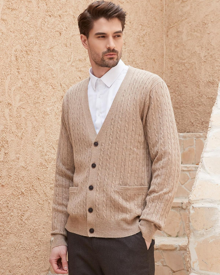 Kallspin Herren Strickjacke aus Wollmischung Zopfstrick Cardigan mit Knopfverschluss und Taschen M K