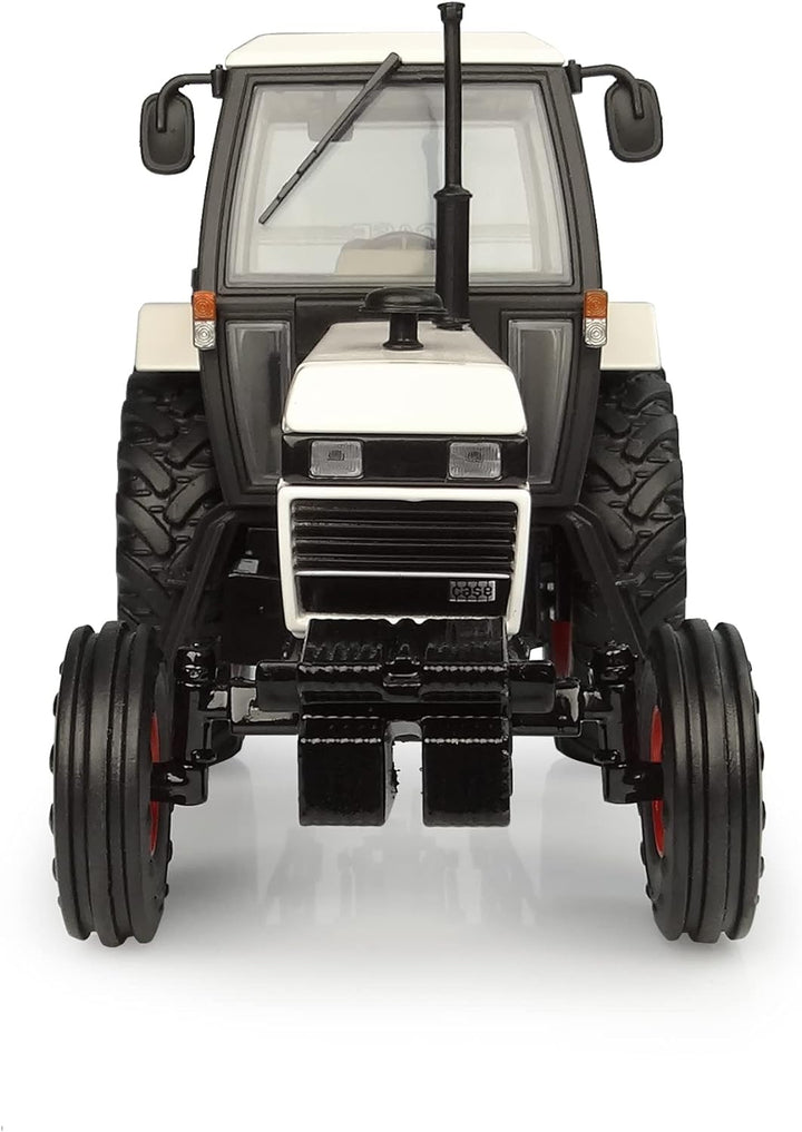 Universal Hobbies Traktor Case International 1394 – Limitierte Auflage