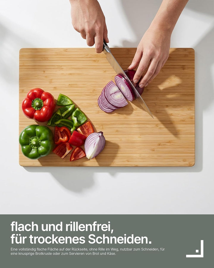 LARHN Bambus Schneidebrett Holz mit Griff & Saftrille - 44,5x30x2 cm | Massiv, vertikal verleimt, pl