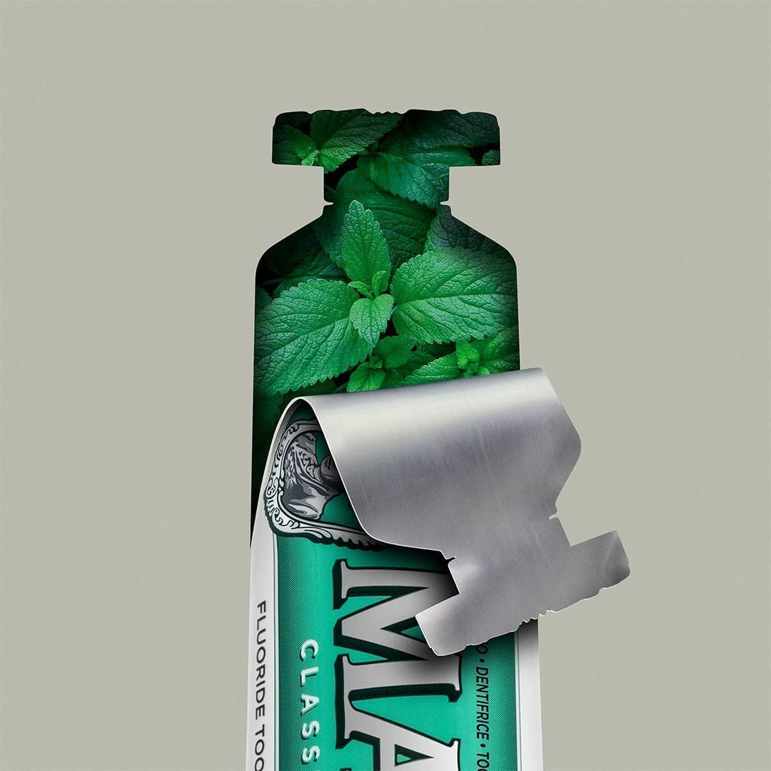 Marvis Classic Strong Mint Zahnpasta, 3 × 85 ml, Zahnpasta mit Geschmacks-Erlebnis-Garantie für bele