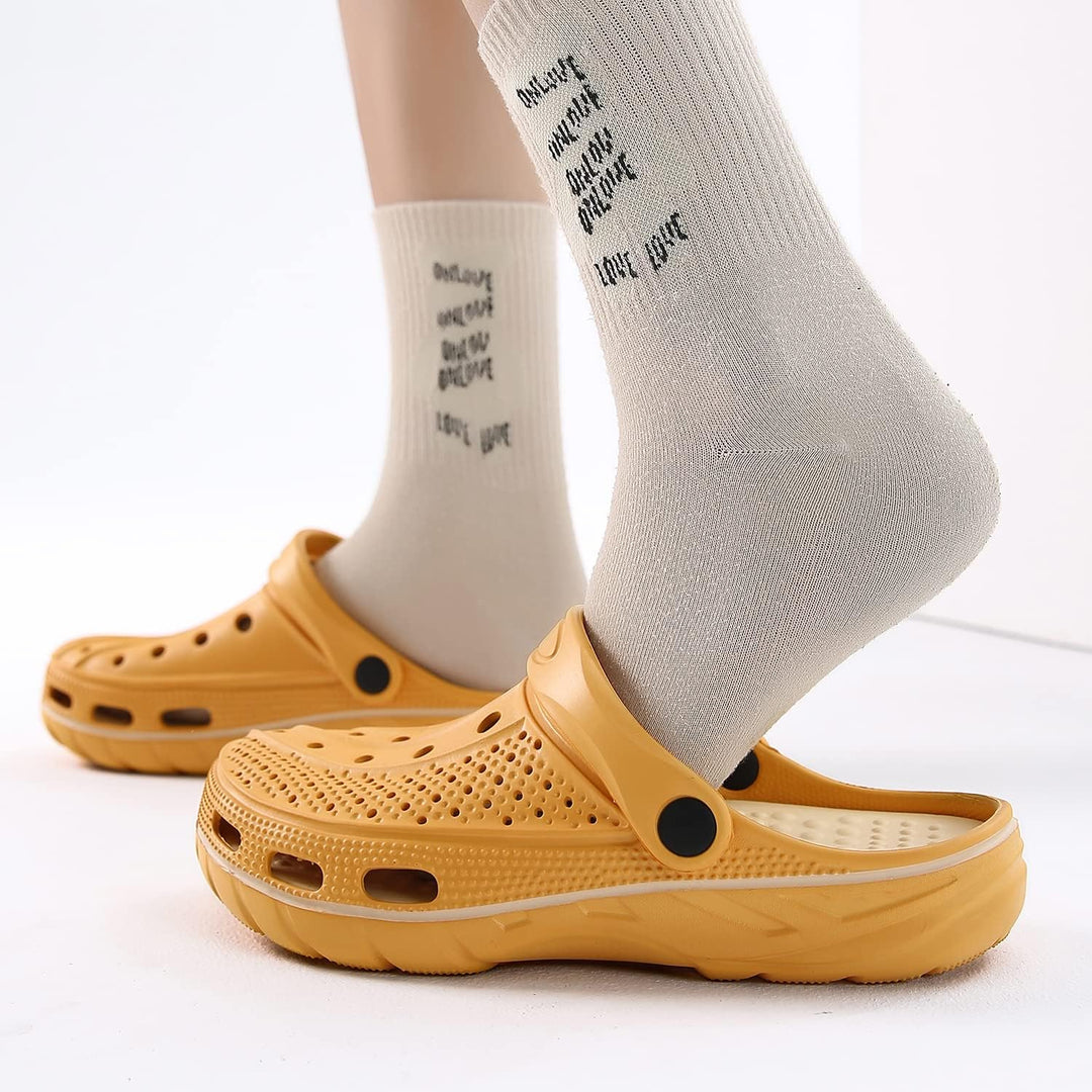 Unisex Clogs Pantoletten Sommer Hausschuhe Strand Sandalen Gartenschuhe mit Fussbett aus Weichem 36/