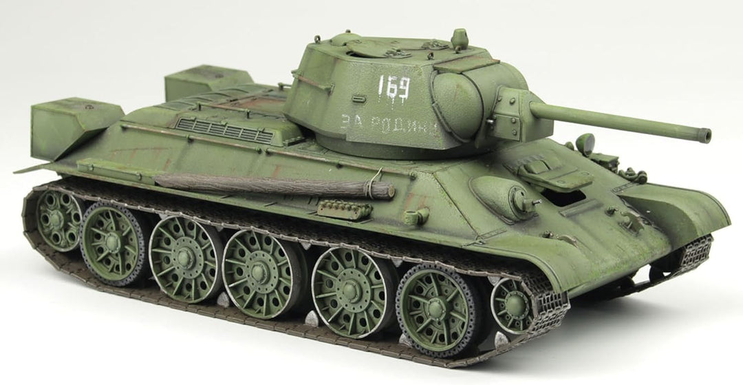 Italeri 6570 1:35 T-34/76 Model 1943 (PremiumEdition) - Modellbau, Bausatz, Standmodellbau, Basteln,