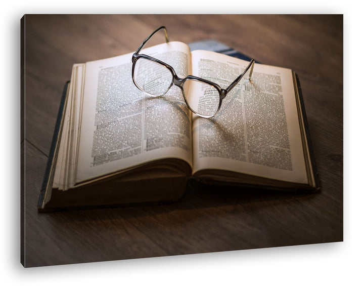 deyoli Lesebrille auf Literatur Format: 80x60 als Leinwandbild, Motiv fertig gerahmt auf Echtholzrah