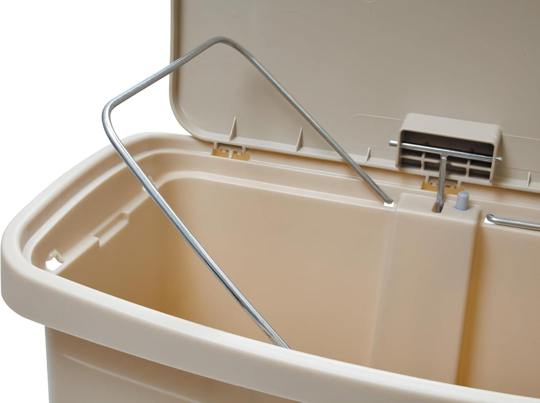 Rubbermaid Commercial Products Slim Jim 1883455 15 Litre Front Step Step-On Resin Wastebasket - Beig
