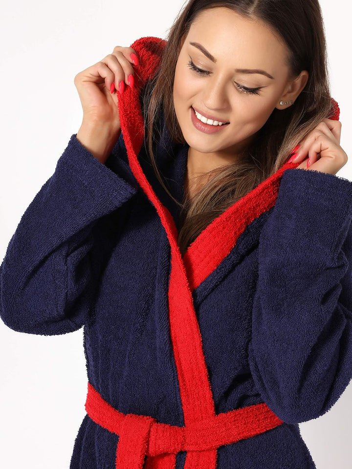 Ladeheid Damen Frottee Bademantel mit Kapuze aus 100% Baumwolle LA40-102 S Dunkelblau-29/Rot-26, S D