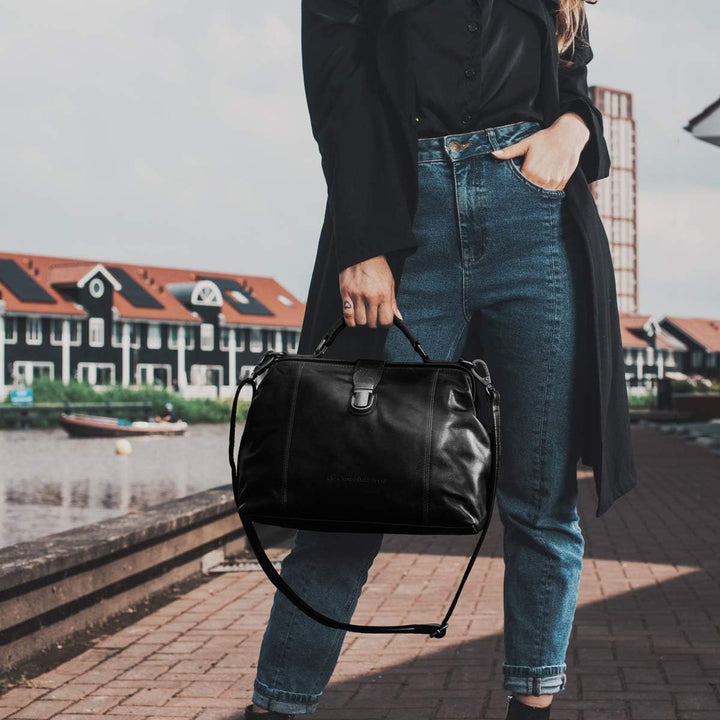 The Chesterfield Brand Shaun - Umhängetasche Leder 32 cm Schwarz, Schwarz