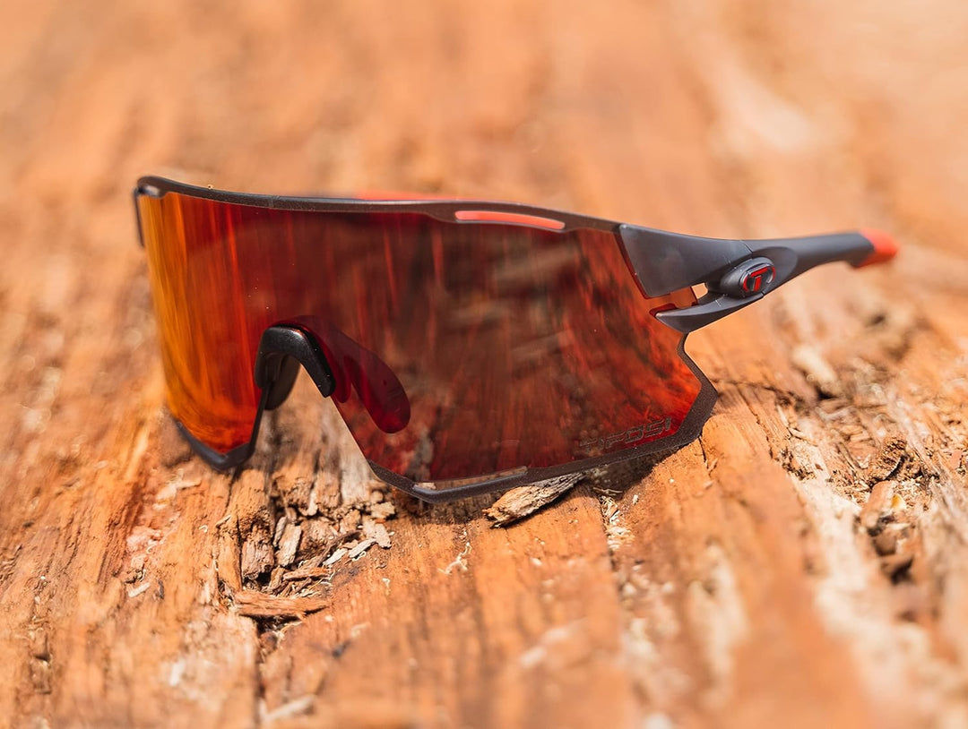 Tifosi Rail Race Satin-Vapor austauschbare Radsport-Sonnenbrille (2 Gläser), Clarion-Rot/Transparent