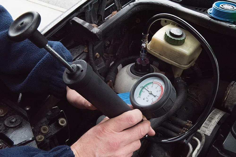 Silverline 647951 Kühlsystem-Abdrück- und Prüfgerät mit Zubehör, Mehrfarbig, 18- Teilig Satz