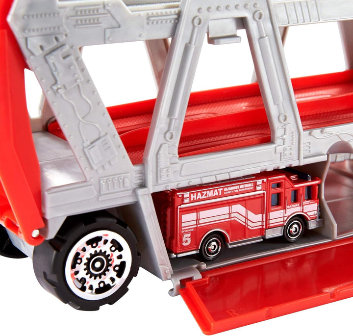 Matchbox GWM23 - Matchbox Construction Hauler mit 1 Feuerwehrfahrzeug und 8 Zubehörteilen, Spielzeug