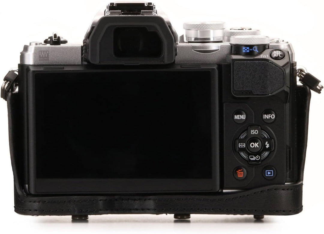 MegaGear Olympus OM-D E-M10 Mark III (14-42mm) Ever Ready Leder Kamera-Case mit Trageriemen und Batt