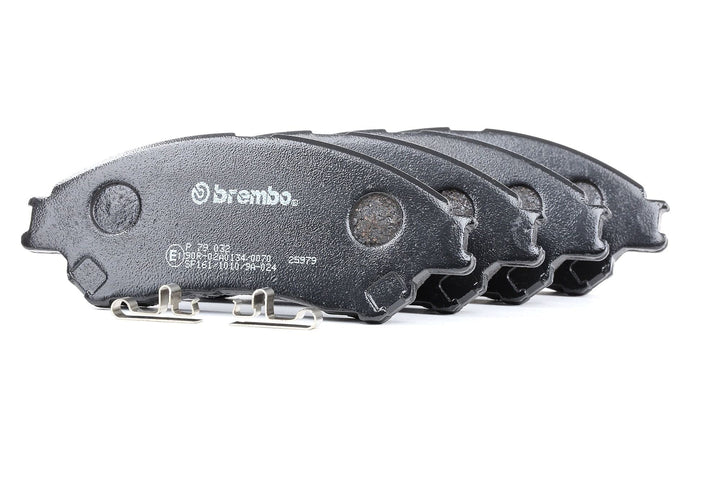 BREMBO P 79 032 Bremsbeläge, 4 Stück