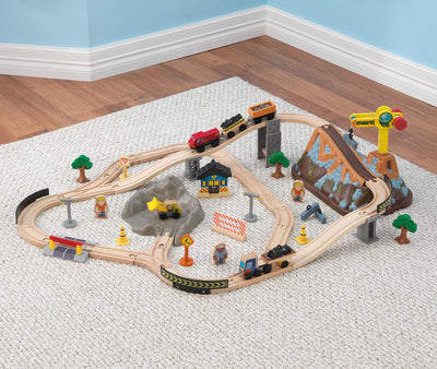 KidKraft Bucket Top Holzeisenbahn Baustelle mit Aufbewahrungsbox mit Deckel, Eisenbahn Set mit Zubeh