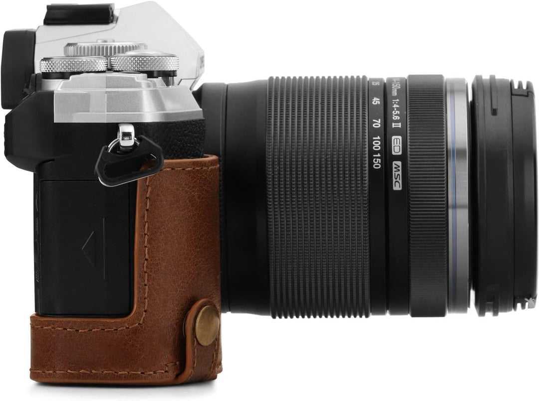 MegaGear MG1865 Ever Ready Kameratasche für Olympus OM-D E-M5 Mark III, Echtleder, Braun, Braun