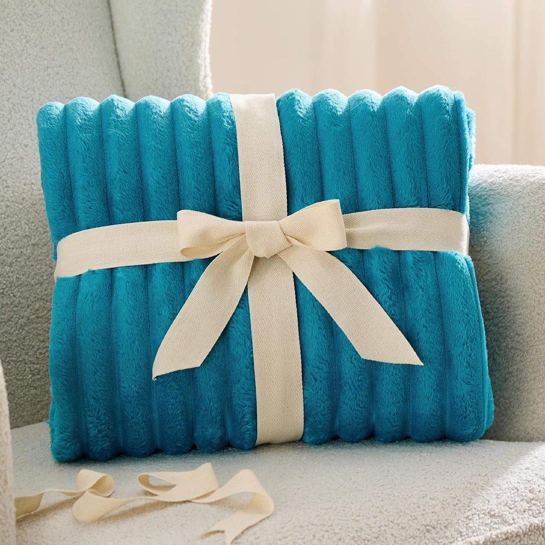 BEDSURE Kuscheldecke für Zimmer Deko - Wolldecke &amp; Fleecedecke, Sofadecke, Weiche Warme Grobe Kordde