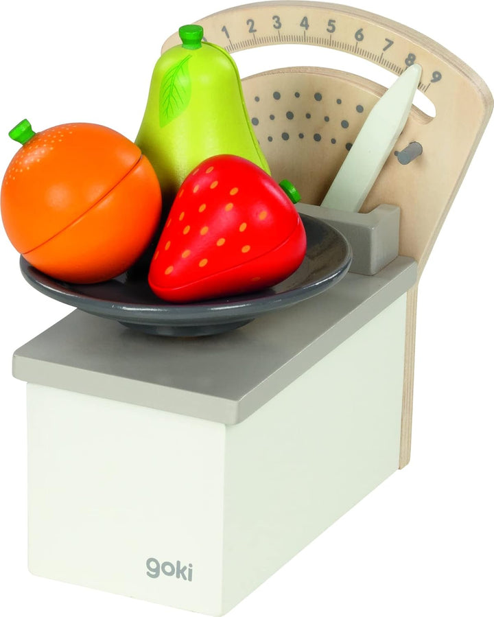 goki 51504 - Waage - Zubehör für Kinderküche und Kaufladen, aus Holz