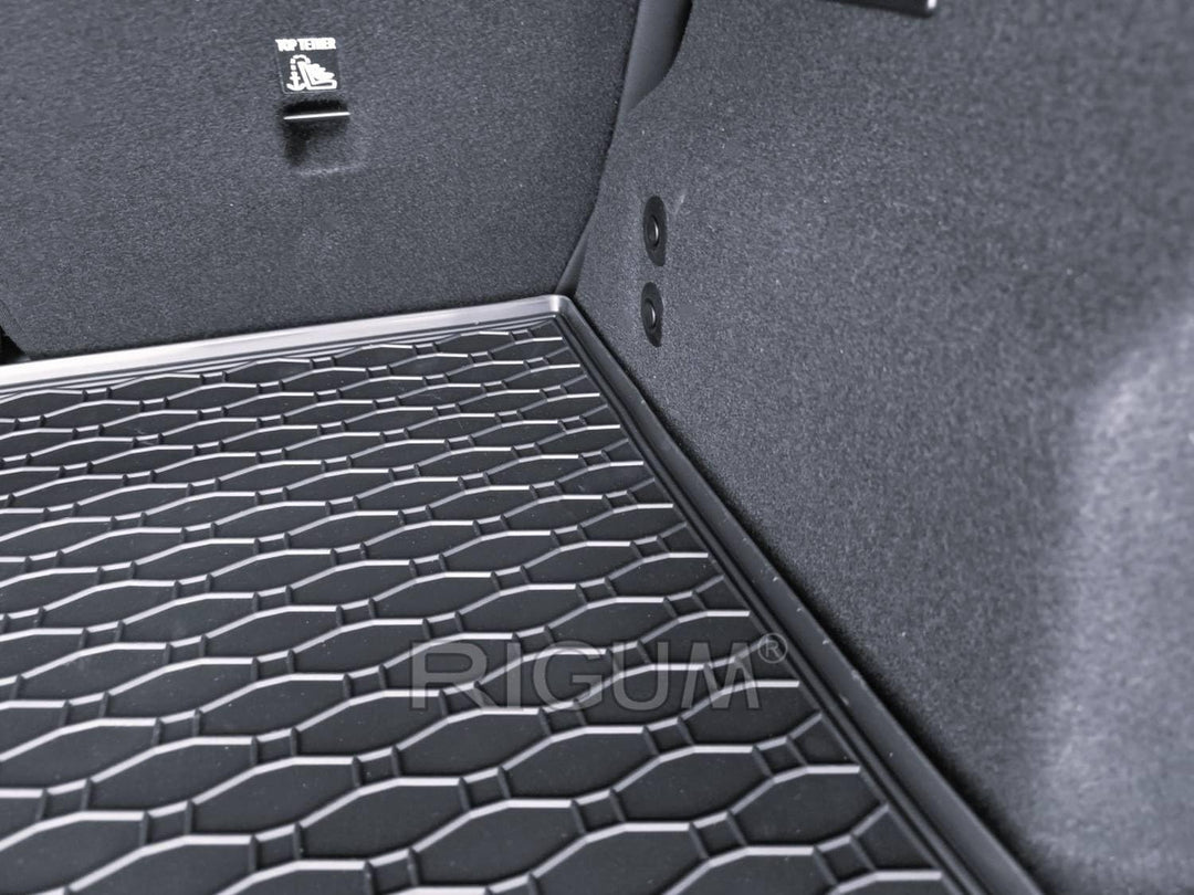 AZUGA Gummi Kofferraummatte mit erhöhtem Rand passend für BMW X1 (U11)/iX1 ab 10/2022 (mit verschieb