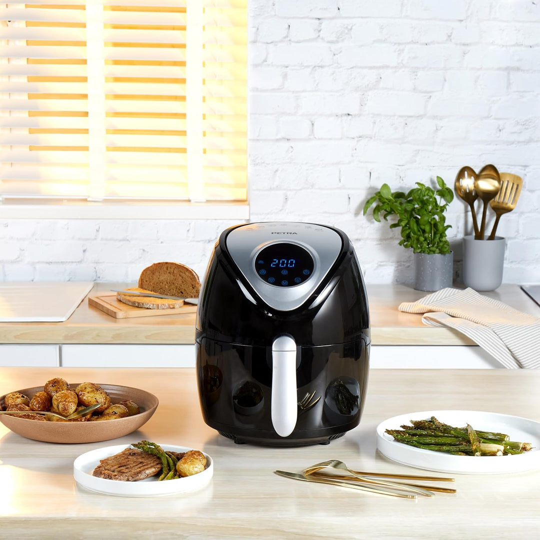 Petra Heissluftfritteuse XXL Airfryer 4,5L Digital, Luftfritteuse mit Timer, Antihaft Kochkorb, 7 Ko