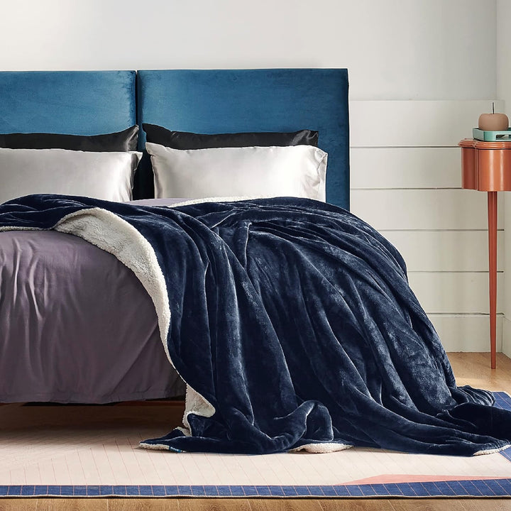 BEDSURE Kuscheldecke - Warm Sherpa Wolldecke & Sofadecke, Flauschig Sofaüberwurf Decke, Dicke Couchd