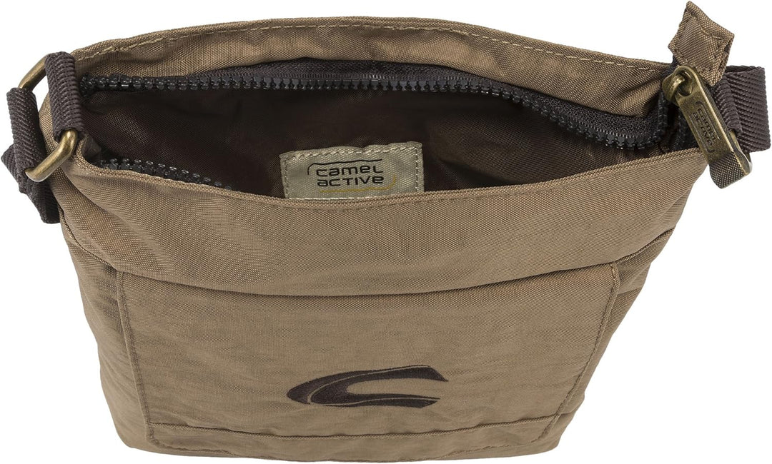 camel active Journey Herren Umhängetasche Crossbody Bag Klein Sand 23x5x23, Sand 23x5x23