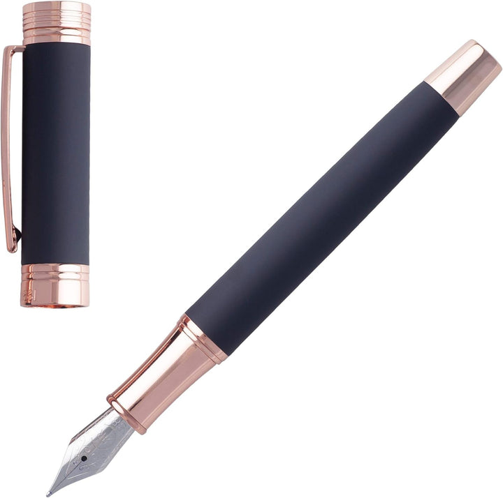 Cerruti Füllfederhalter Zoom Soft Navy in der Farbe Rose Gold mit blauer Tinte, NSG9142N