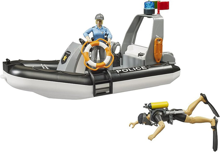 bruder 02507 - RAM 2500 Polizei Pick-up, Light and Sound Modul, Anhänger mit Boot, 2 Figuren - 1:16